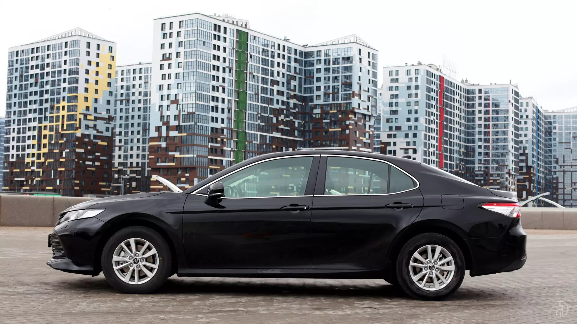 Toyota Camry 2018. Фото 7